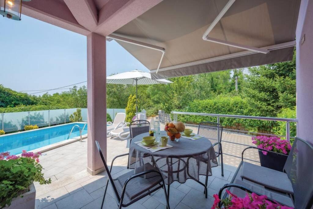 Adorable Holiday House Lilla-With Pool-Near Old Town Labin Zewnętrze zdjęcie